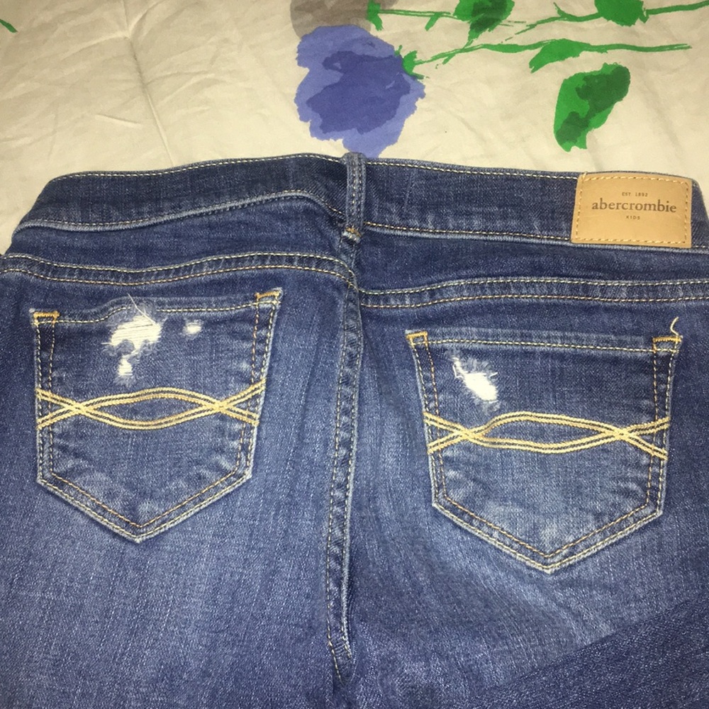 Jeans - Picture 3 of 3